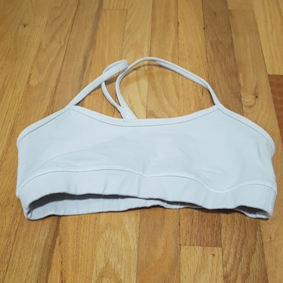 lululemon athletica Tops - Lululemon power y bra size 6